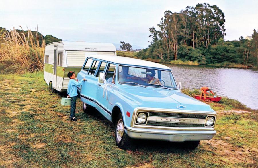  Chevrolet C20 Suburban 1972 года  (фото 1 из 5)